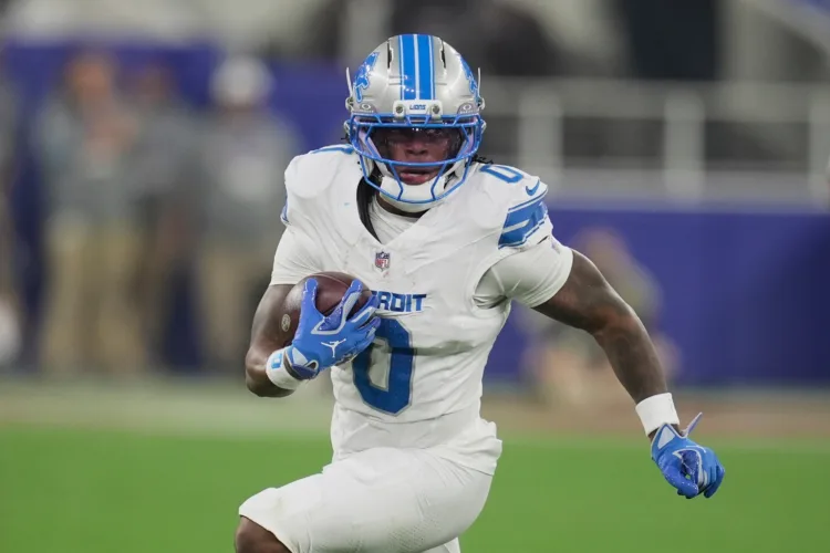 Josh Allen opens the Bills' new stadium with a 5-TD outing in a 41-31 win over the Lions